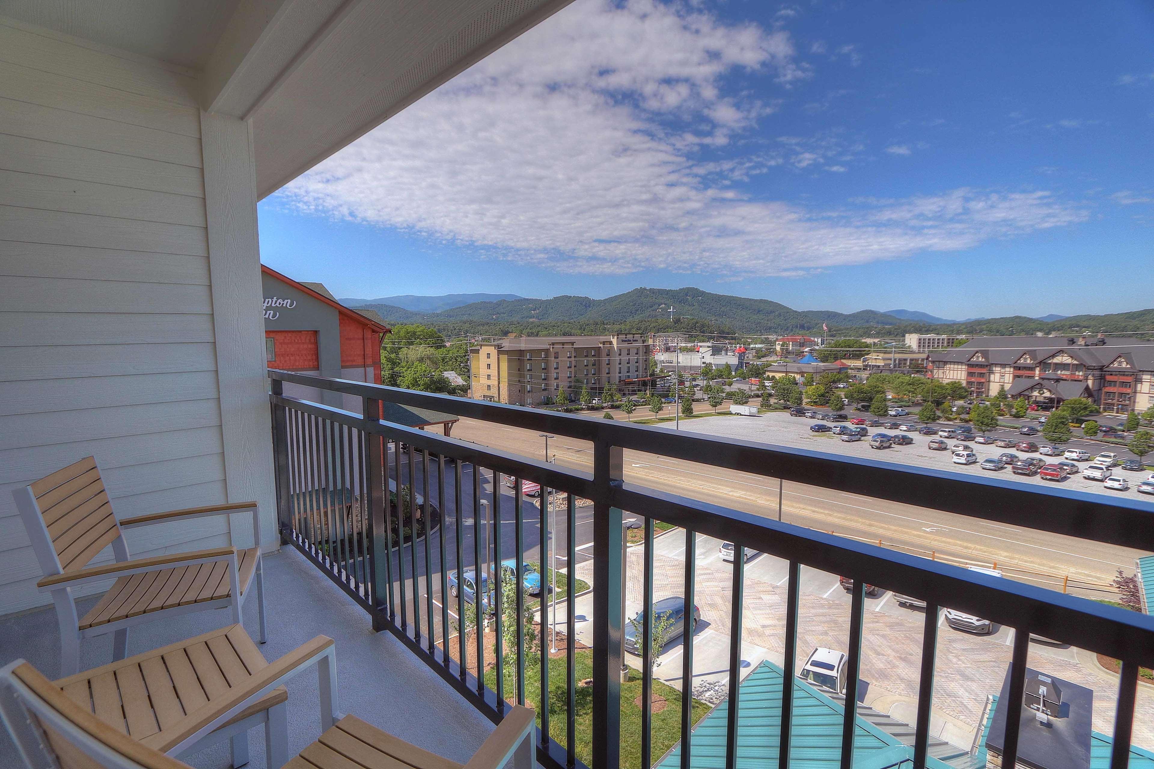 Hilton Garden Inn Pigeon Forge Exterior photo