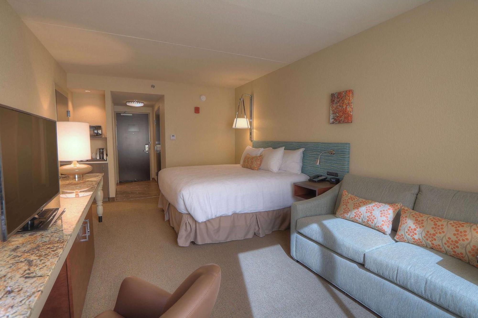 Hilton Garden Inn Pigeon Forge Exterior photo
