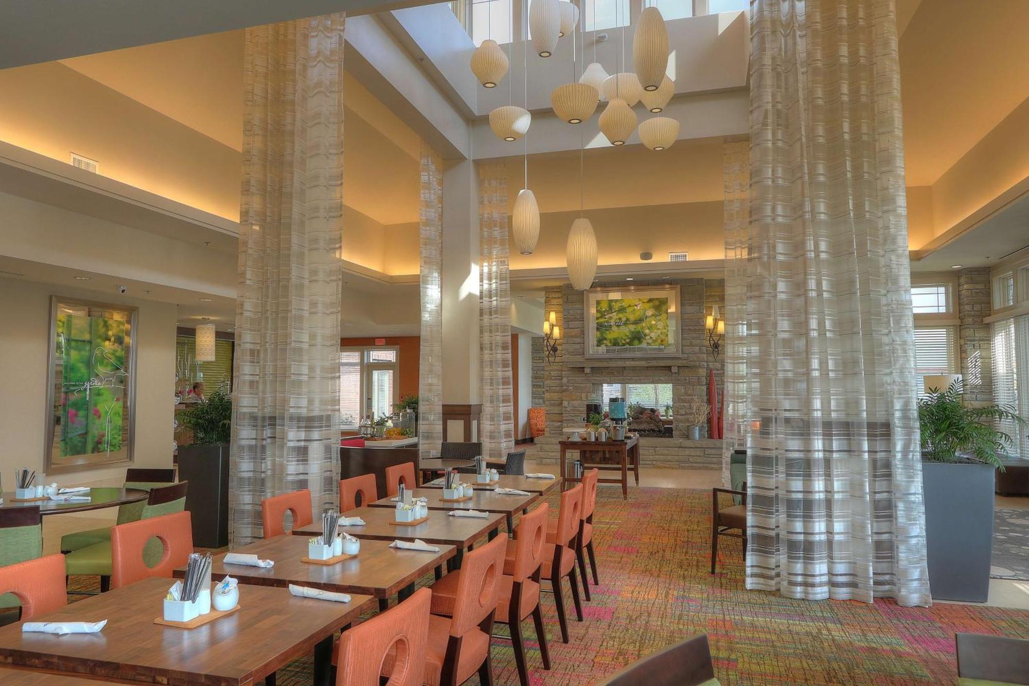 Hilton Garden Inn Pigeon Forge Exterior photo
