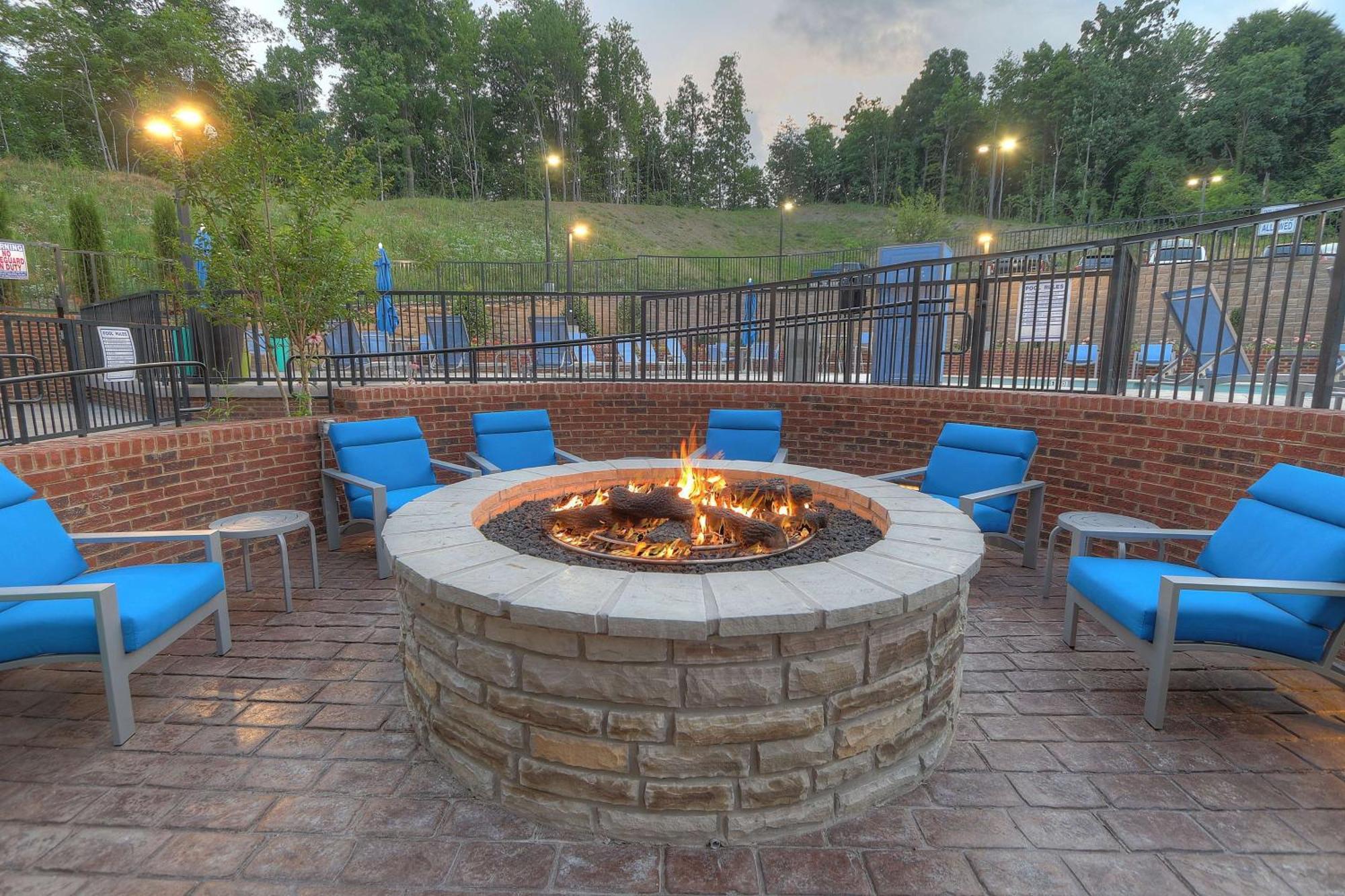 Hilton Garden Inn Pigeon Forge Exterior photo